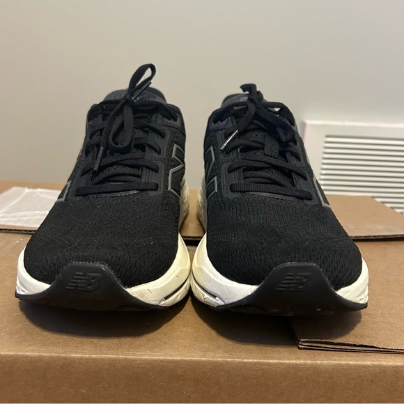 New Balance Fresh Foam X 860v14 - Picture 3 of 10